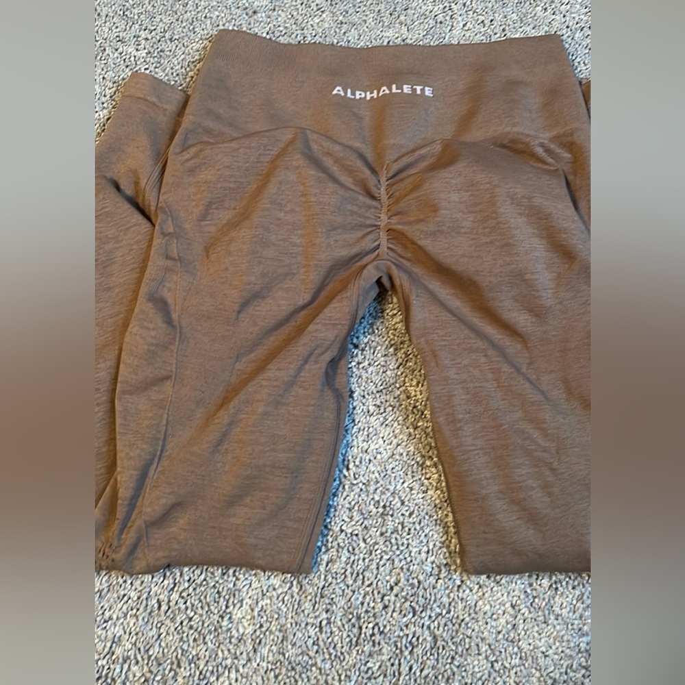 Alphalete amplify contour leggings